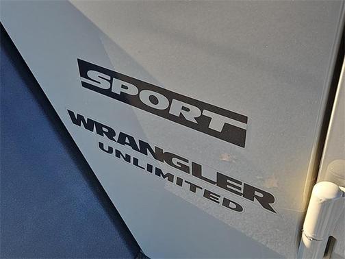 2017 Jeep Wrangler Unlimited Sport