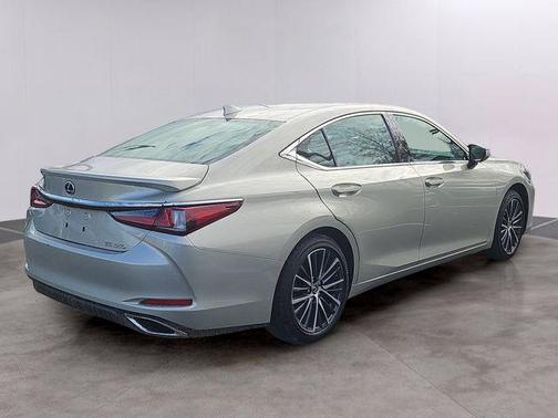 2023 Lexus ES 350 Base