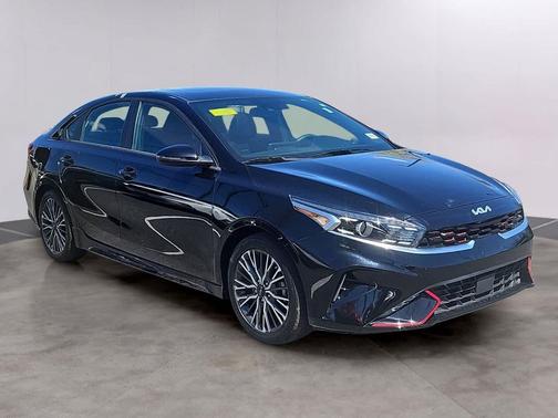 Aurora Black 2023 Kia Forte GT-Line