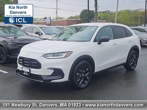 Platinum White Pearl 2024 Honda HR-V AWD Sport