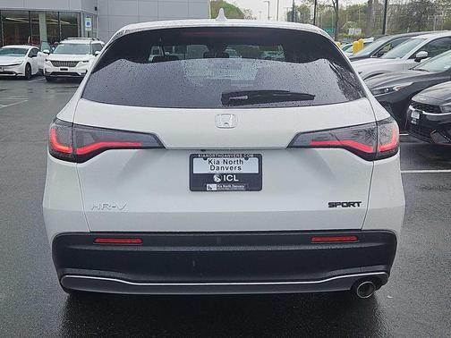 Platinum White Pearl 2024 Honda HR-V AWD Sport