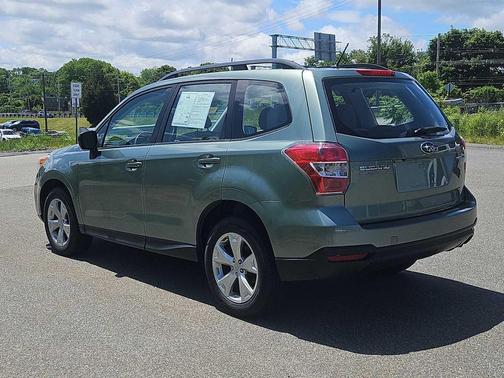 Jasmine Green Metallic 2015 Subaru Forester 2.5i