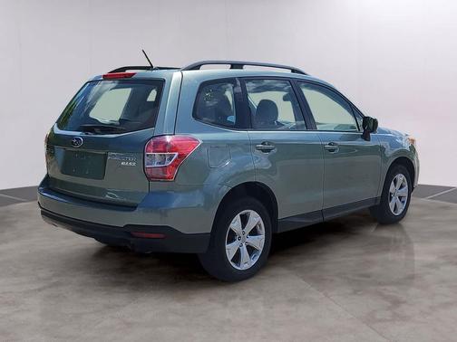 Jasmine Green Metallic 2015 Subaru Forester 2.5i