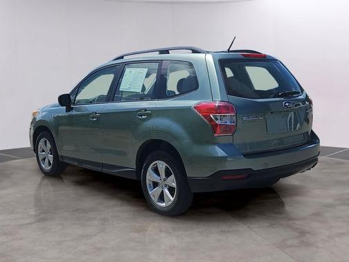 Jasmine Green Metallic 2015 Subaru Forester 2.5i