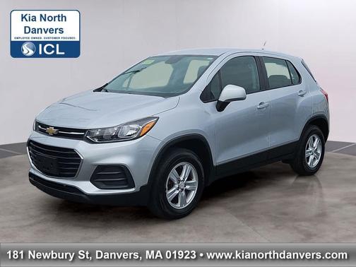 Silver Ice Metallic 2017 Chevrolet Trax LS