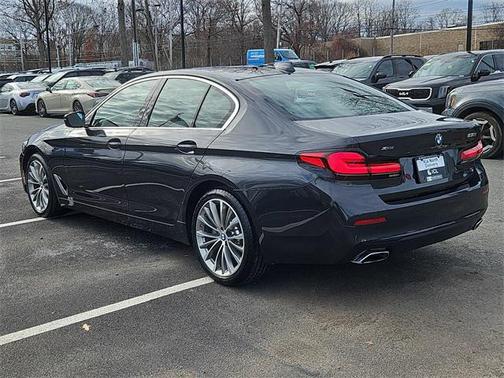 2022 BMW 530 i xDrive