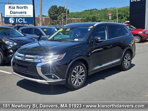 Labrador Black Pearl 2017 Mitsubishi Outlander SEL S-AWC