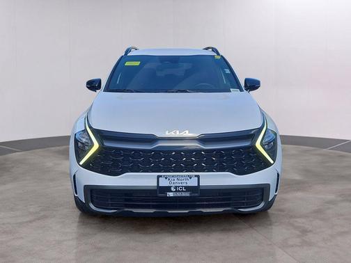 Glacial White Pearl 2023 Kia Sportage X-Line