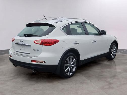2015 INFINITI QX50 Journey