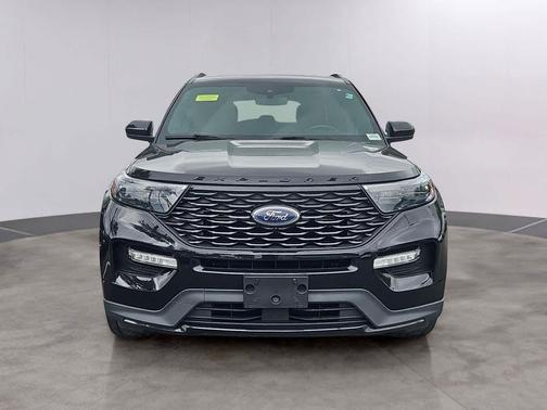 Agate Black Metallic 2022 Ford Explorer ST-Line