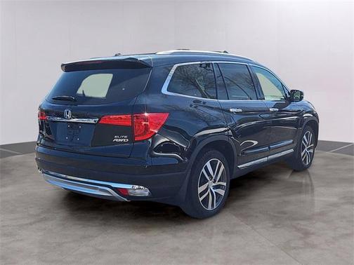 2017 Honda Pilot Elite