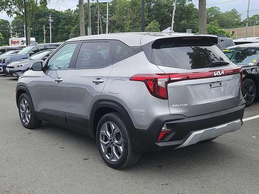 Steel Gray 2024 Kia Seltos LX