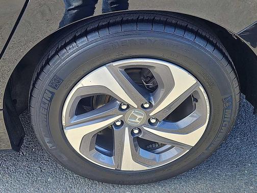 Crystal Black Pearl 2019 Honda Insight EX