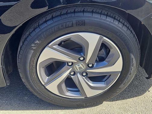 Crystal Black Pearl 2019 Honda Insight EX