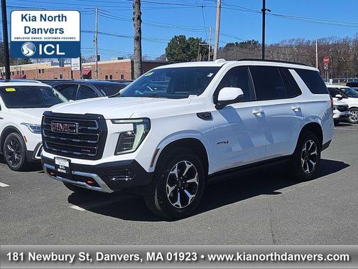Summit White 2025 GMC Yukon 4WD AT4