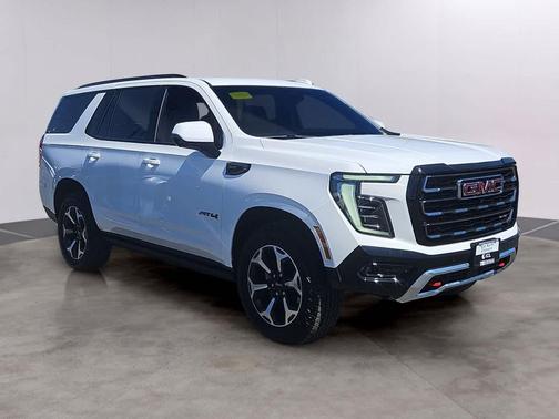 2025 GMC Yukon 4WD AT4