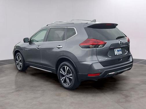 Gun Metallic 2020 Nissan Rogue SV