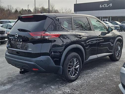 2021 Nissan Rogue S