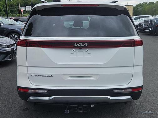 2022 Kia Carnival SX
