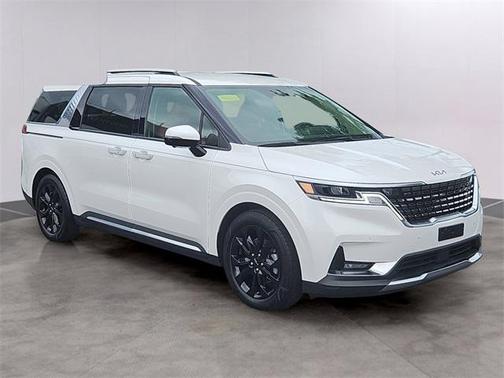 2022 Kia Carnival SX