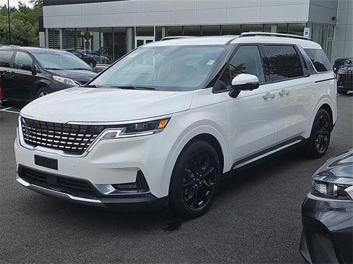 2022 Kia Carnival SX