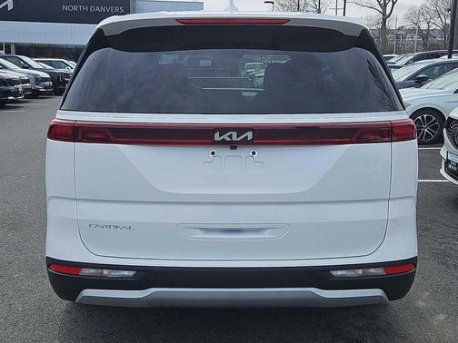 Snow White Pearl 2023 Kia Carnival LX