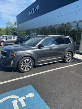 2022 Kia Telluride S