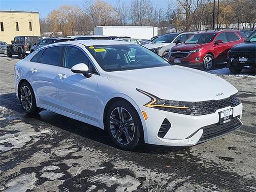 2022 Kia K5 LXS