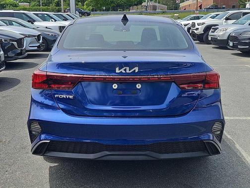 Deep Sea Blue 2023 Kia Forte LXS