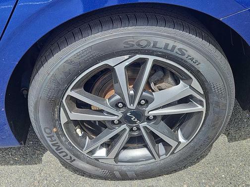 Deep Sea Blue 2023 Kia Forte LXS