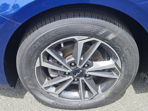 Deep Sea Blue 2023 Kia Forte LXS