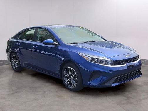 Deep Sea Blue 2023 Kia Forte LXS