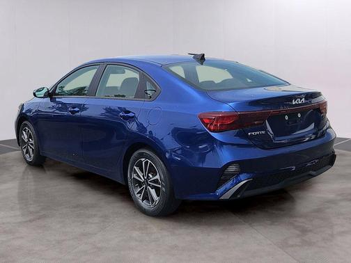 Deep Sea Blue 2023 Kia Forte LXS