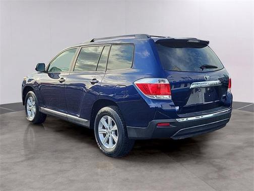 2012 Toyota Highlander SE