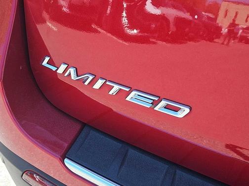 Rapid Red Metallic Tinted Clearcoat 2020 Ford Explorer Limited