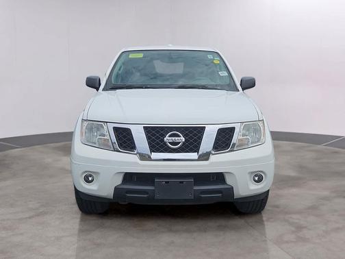 Glacier White 2015 Nissan Frontier SV