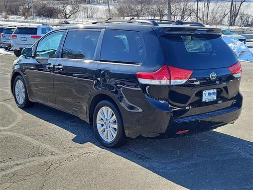 2011 Toyota Sienna XLE