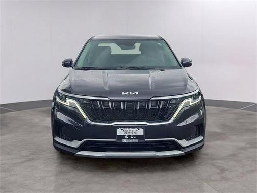 2022 Kia Carnival LX