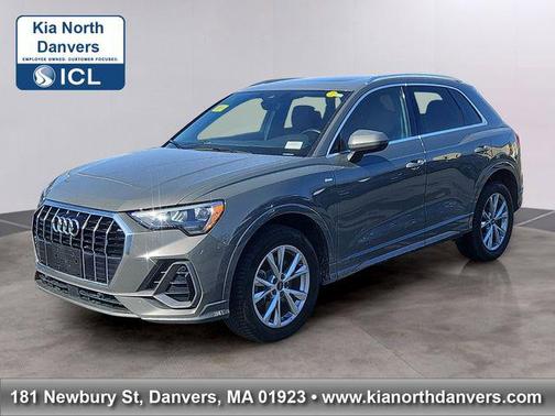 2022 Audi Q3 45 S line Premium