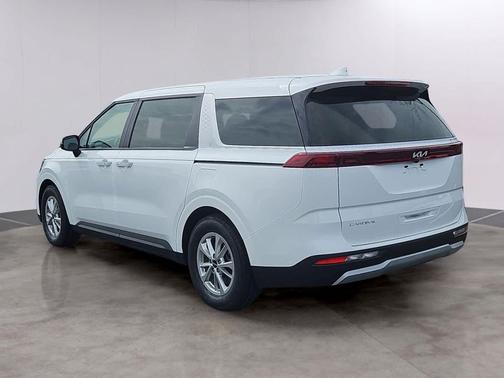 Snow White Pearl 2023 Kia Carnival LX