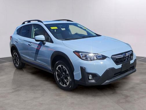 Cool-Gray Khaki 2023 Subaru Crosstrek Premium