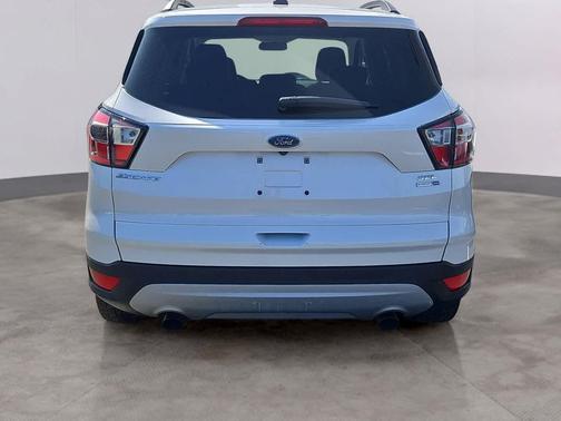 White Platinum Metallic Tri-Coat 2018 Ford Escape SEL