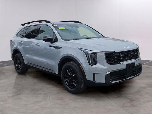 Wolf Gray 2024 Kia Sorento SX