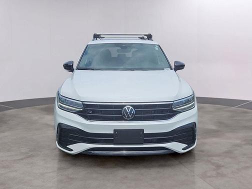Opal White Pearl 2024 Volkswagen Tiguan 2.0T SE R-Line Black 4MOTION