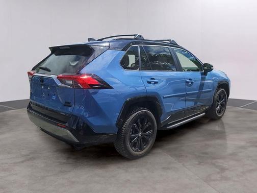 Cavalry Blue/Midnight Black Metallic 2023 Toyota RAV4 Hybrid SE