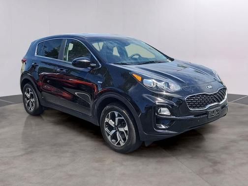 Black Cherry Pearl 2020 Kia Sportage LX