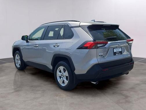 Silver Sky Metallic 2021 Toyota RAV4 XLE