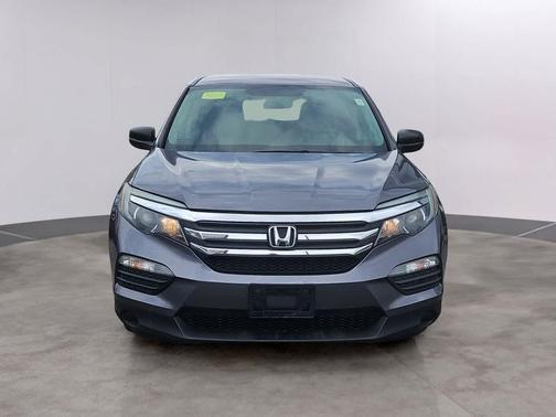 Modern Steel Metallic 2016 Honda Pilot LX