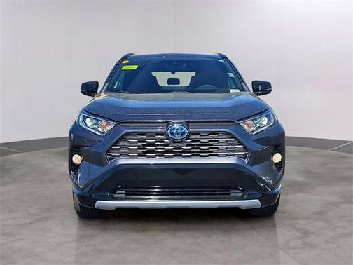 2021 Toyota RAV4 Hybrid SE