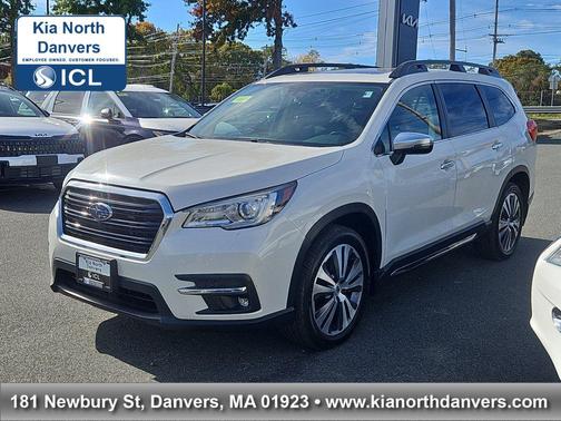 Crystal White Pearl 2022 Subaru Ascent Touring 7-Passenger